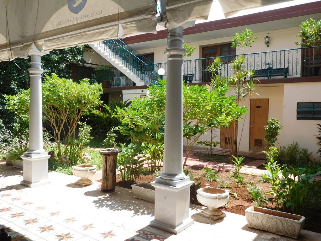 Hotel Posada Toledo & Galeria メリダ エクステリア 写真