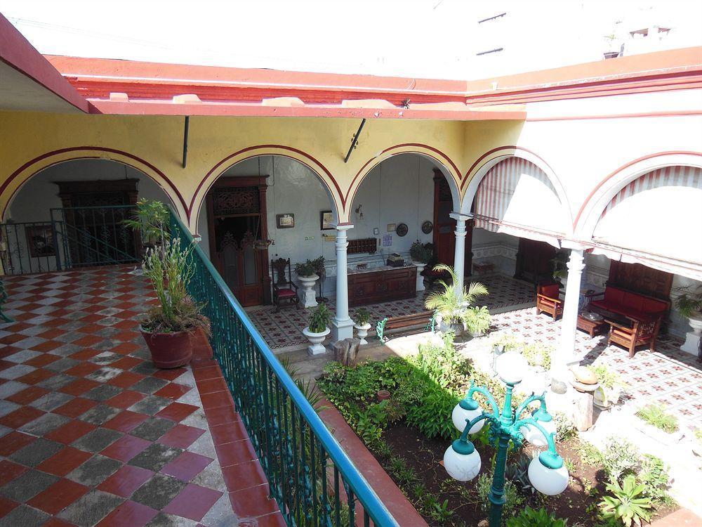 Hotel Posada Toledo & Galeria メリダ エクステリア 写真