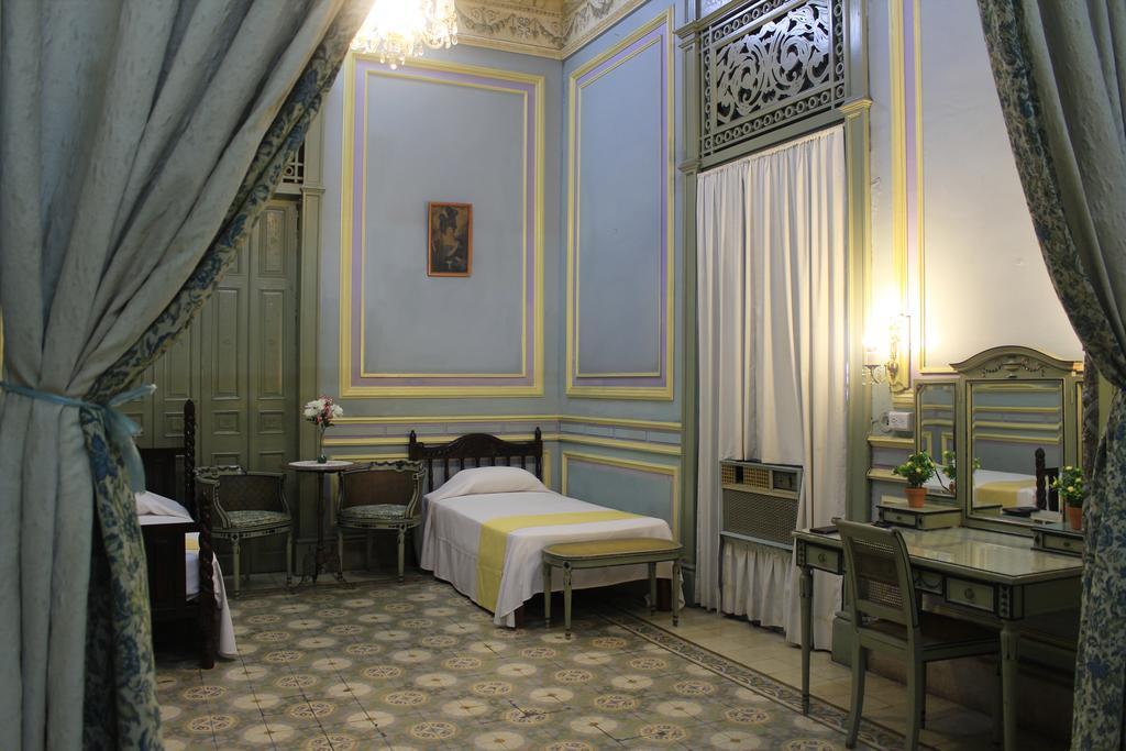 Hotel Posada Toledo & Galeria メリダ エクステリア 写真
