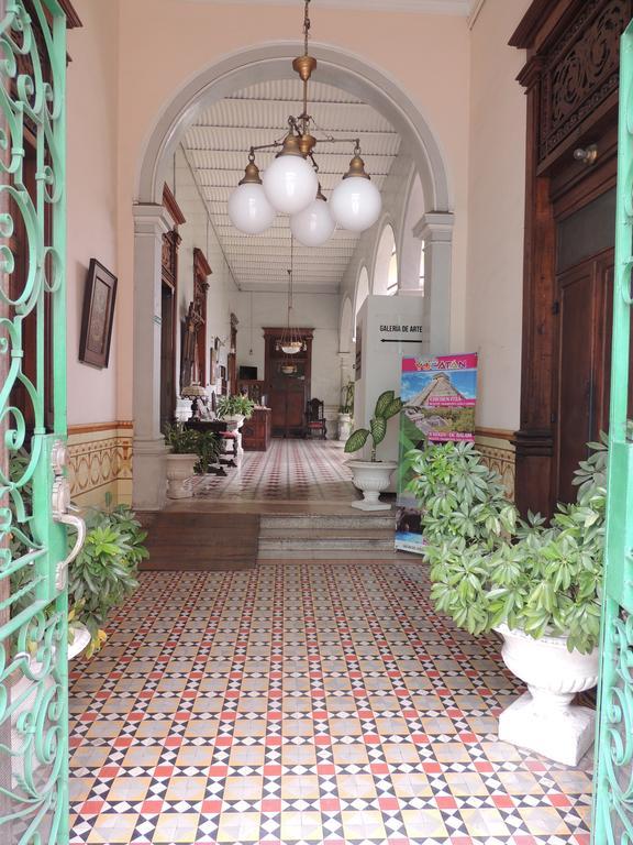 Hotel Posada Toledo & Galeria メリダ エクステリア 写真