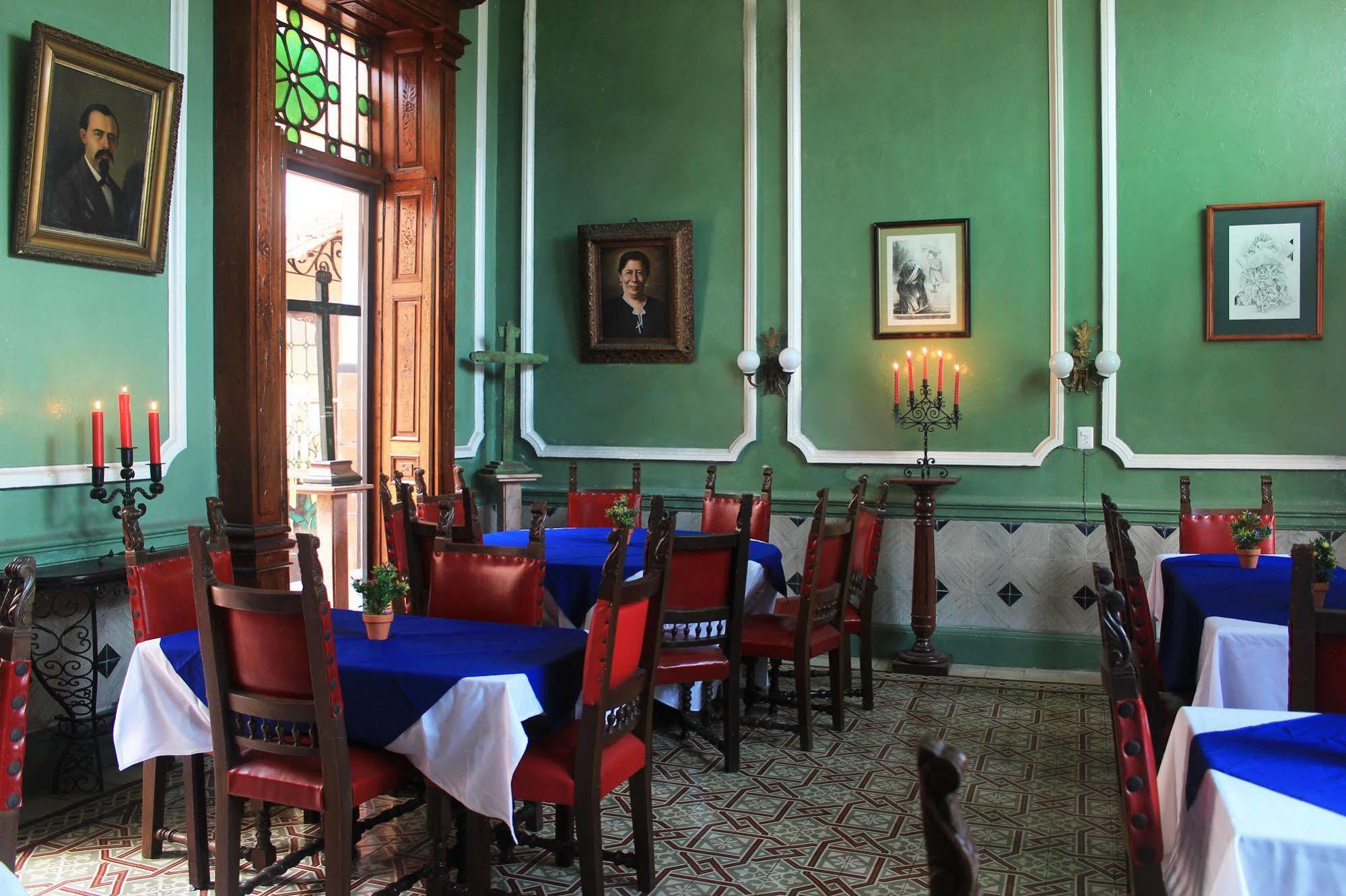 Hotel Posada Toledo & Galeria メリダ エクステリア 写真