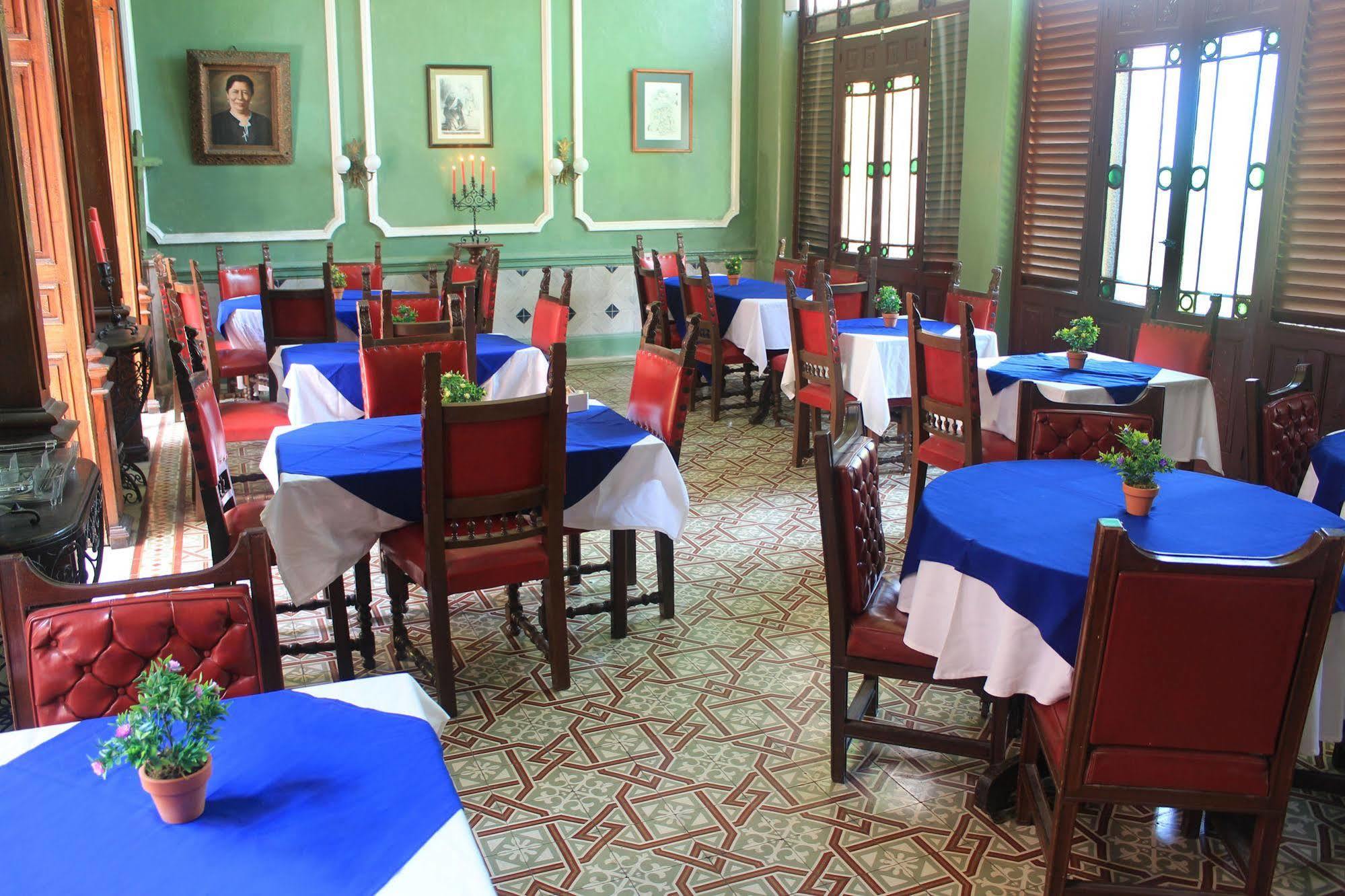 Hotel Posada Toledo & Galeria メリダ エクステリア 写真